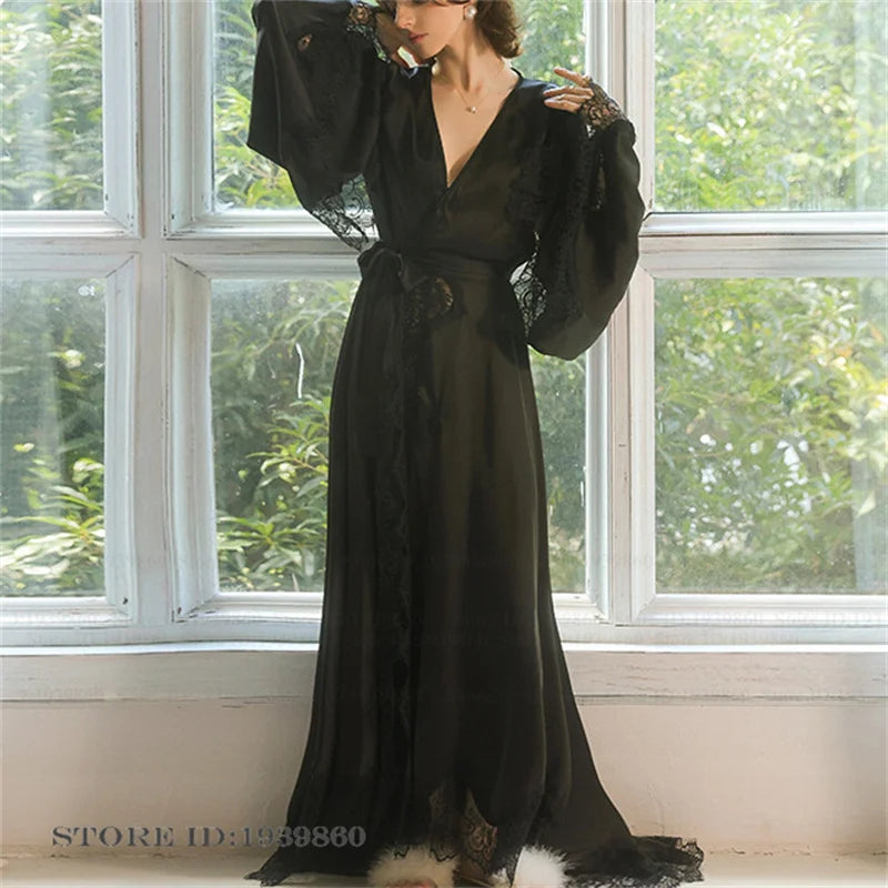 Plus Size Lace Bridal Robe & Silk Nightgown – One Size Fits All