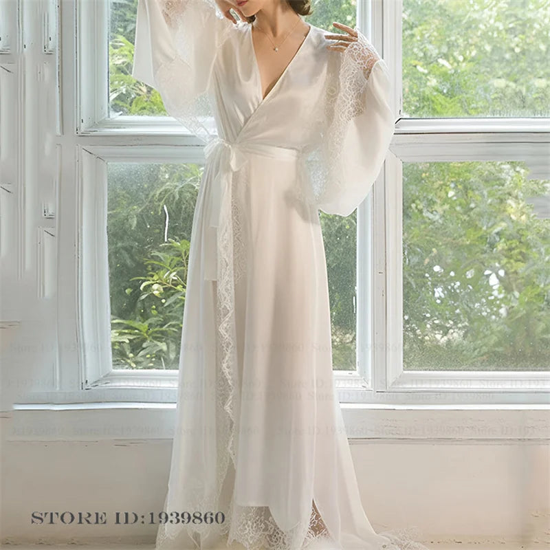 Plus Size Lace Bridal Robe & Silk Nightgown – One Size Fits All